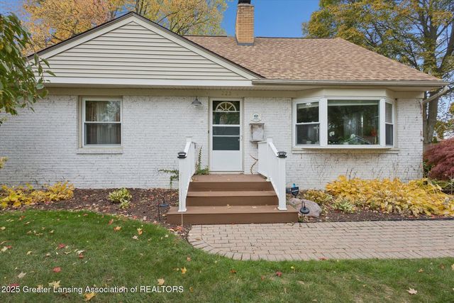 223 Lexington Ave, East Lansing, MI 48823