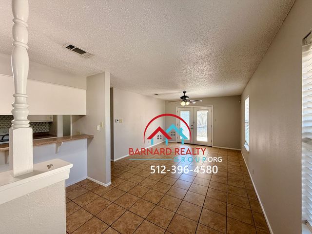 422 Craddock Ave, San Marcos, TX 78666