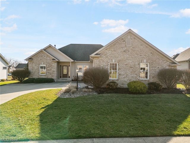 6598 Donelson Cir NW, Canton, OH 44708