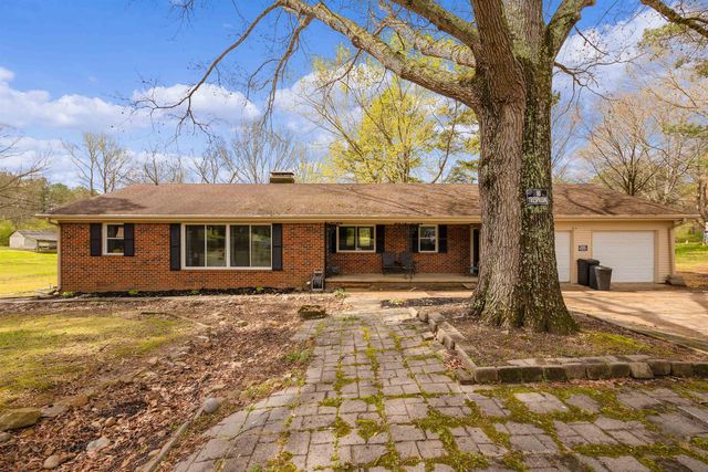 50 Deep Gap Rd, Jackson, TN 38301