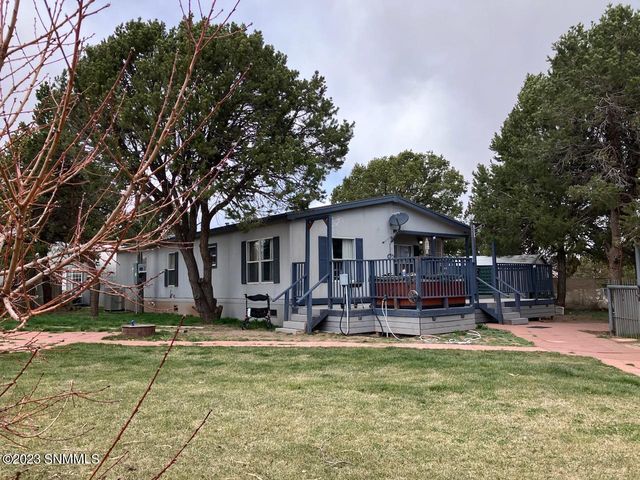 110 Bison Rd, Continental Divide, NM 87312
