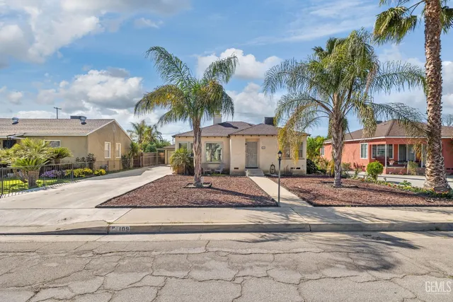 109 Myrtle St, Bakersfield, CA 93304