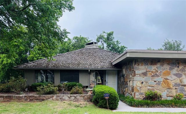 2933 Browne Stone Rd, Oklahoma City, OK 73120