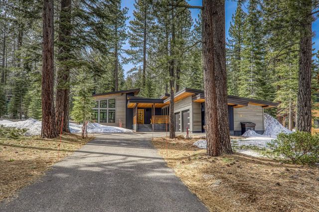 11244 Comstock Dr, Truckee, CA 96161