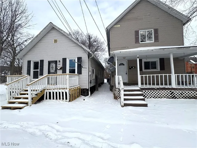 330 W  17th St, Lorain, OH 44052