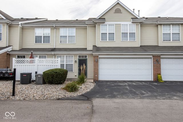 2251 Colfax Ln, Indianapolis, IN 46260