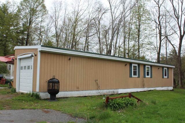 174 South Stark Highway UNIT 1, Weare, NH 03281