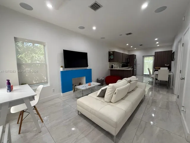 247 NW 58th St, Miami, FL 33127