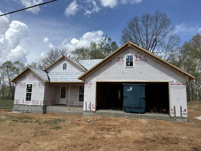 25 Kencindot St, Mc Kenzie, TN 38201