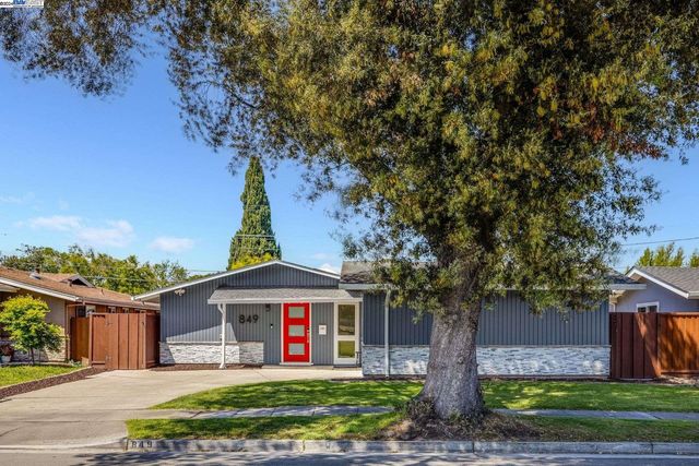 849 Lakechime Dr, Sunnyvale, CA 94089
