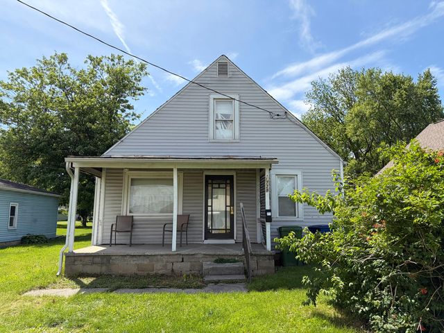 128 Columbus Ave, Delaware, OH 43015
