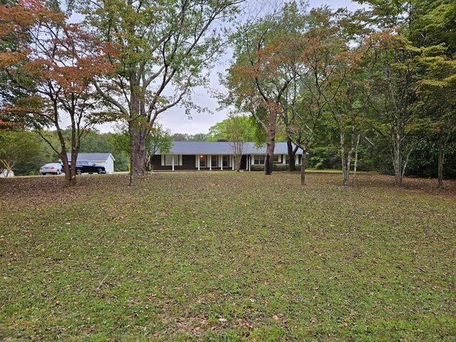 306 Grady Whitton Rd, Bremen, GA 30110
