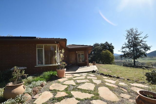 14090 Peaceful Valley Ranch Rd #B, Jamul, CA 91935