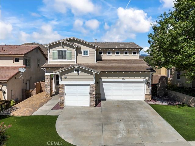 34396 Forest Oaks Dr, Yucaipa, CA 92399