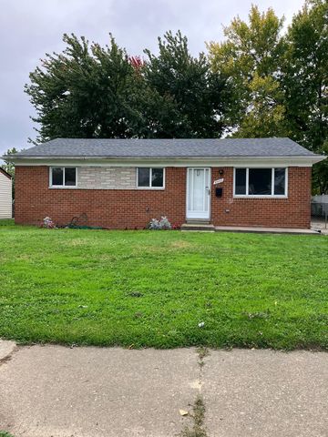 8440 Doncaster Dr, Sterling Heights, MI 48312