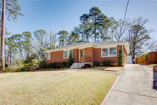 247 Heaton Park Dr, Decatur, GA 30030