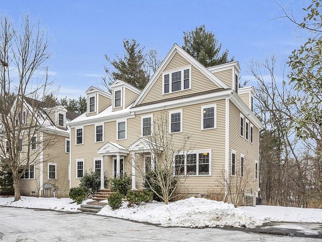1277 Elm St #1277, Concord, MA 01742