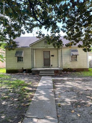 636 Maple Ave, Clarksdale, MS 38614