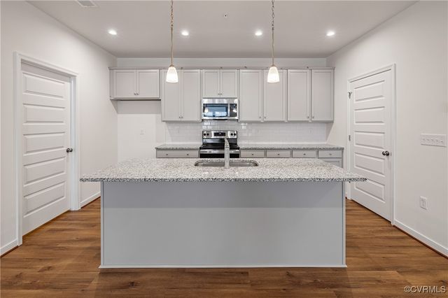 3815 Maze Runner Dr, Midlothian, VA 23112