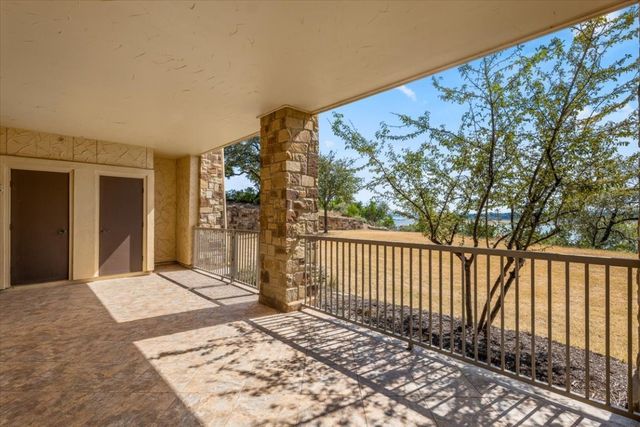 6608 Lantern View Dr #102, Leander, TX 78645