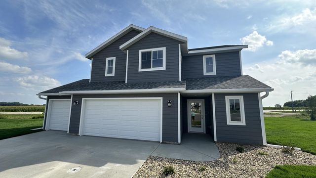 101 Willow Ln NW, Kasson, MN 55944