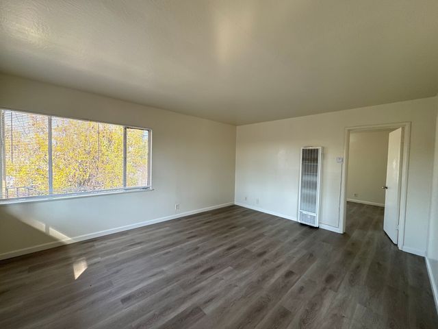 2550 35th Ave, Oakland, CA 94601