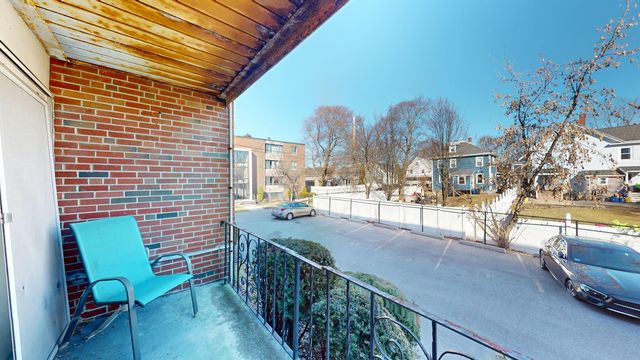 189 W  Wyoming Ave  #22, Melrose, MA 02176