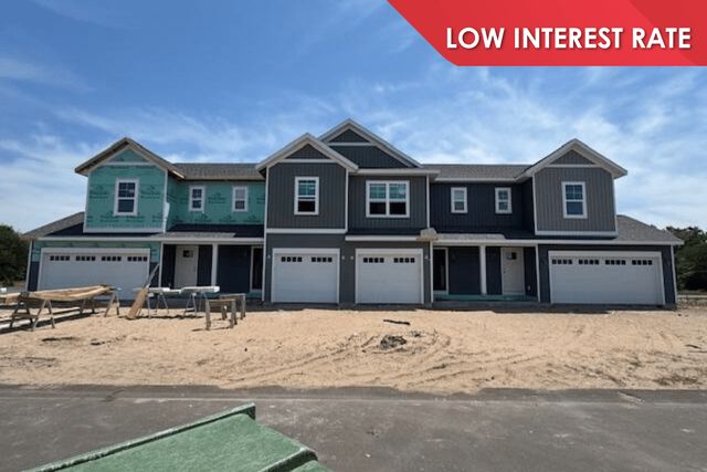 6120 Burgess Dr, Spring Lake, MI 49456