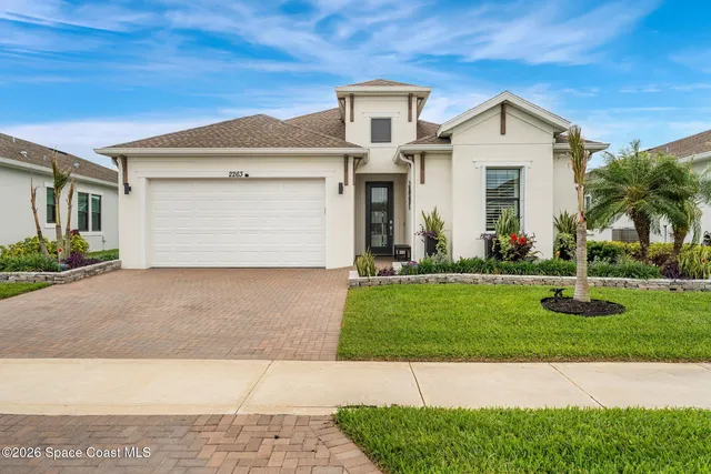 2263 Great Belt Cir, Melbourne, FL 32940