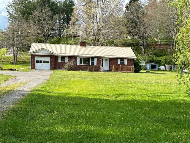 36817 Perry Hwy #C, Bluefield, VA 24605