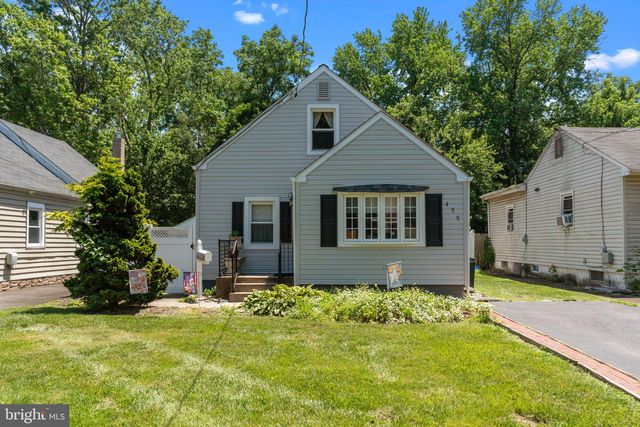 459 McKinley Ave, Morrisville, PA 19067