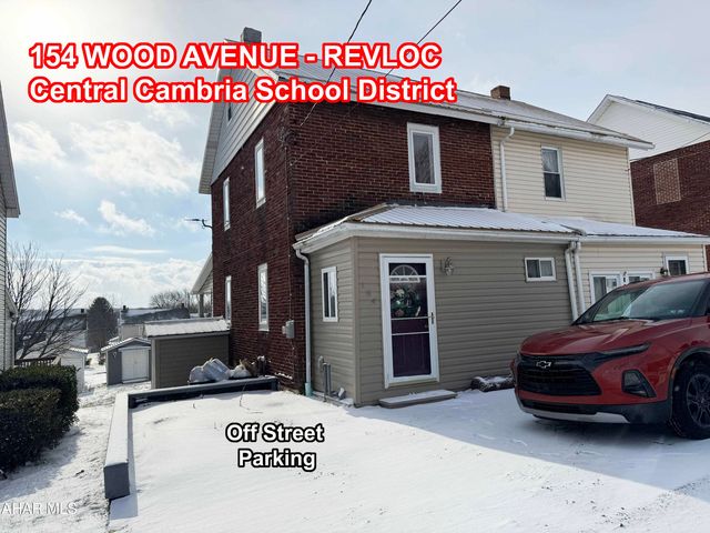 154 Wood Ave, Revloc, PA 15931