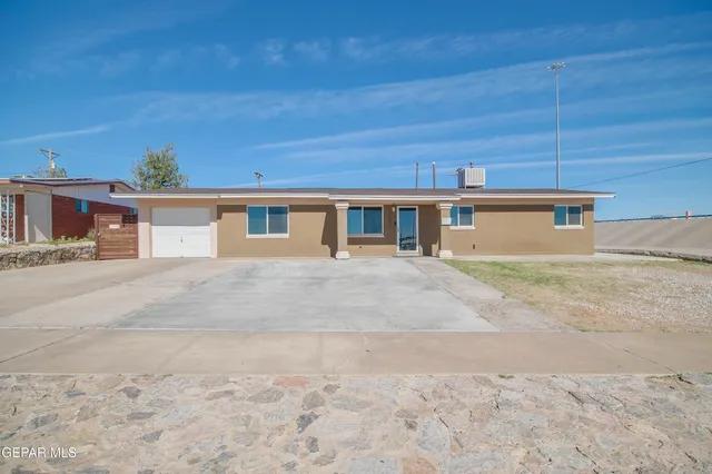 4225 Atlas Ave, El Paso, TX 79904