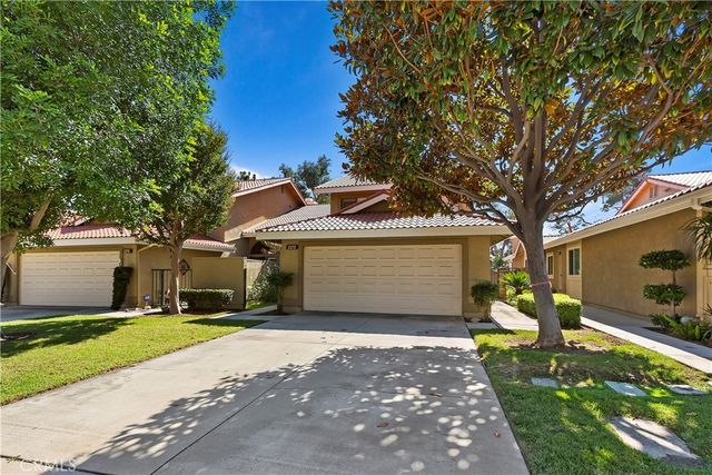 1272 Winged Foot Dr, Upland, CA 91786