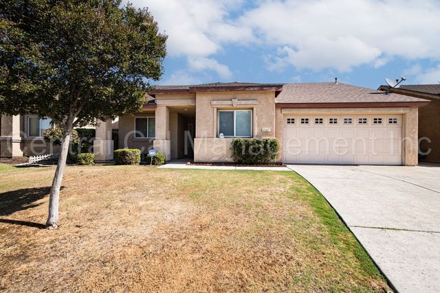 2506 Berkshire Rd, Bakersfield, CA 93313
