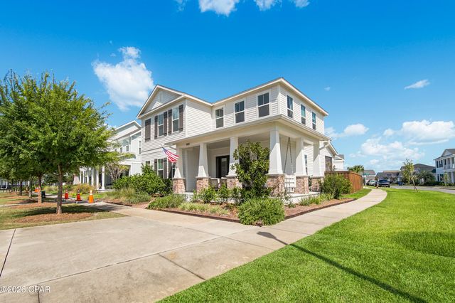 1905 Kingfisher Ct, Panama City, FL 32405