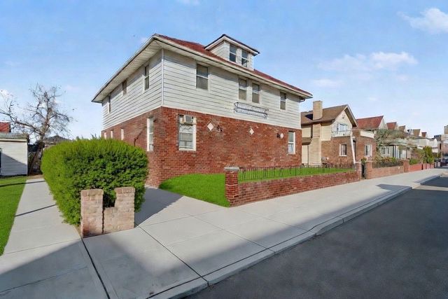 3745 Oceanic Ave, Brooklyn, NY 11224