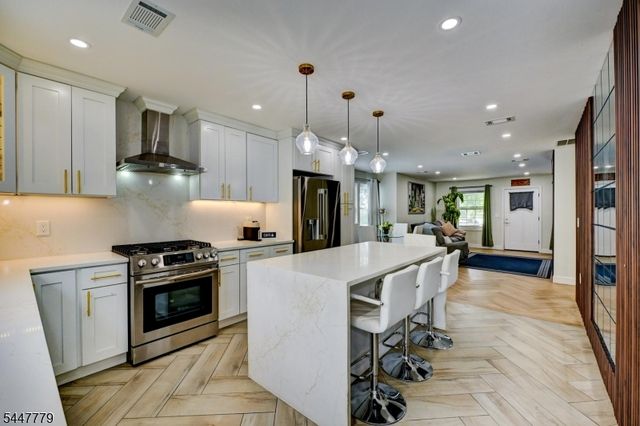 535 Farley Ave, Scotch Plains, NJ 07076