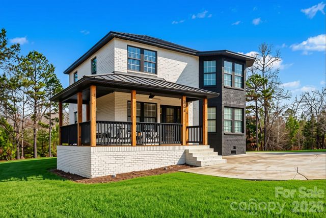 504 Six Mile Creek Rd, Lancaster, SC 29720