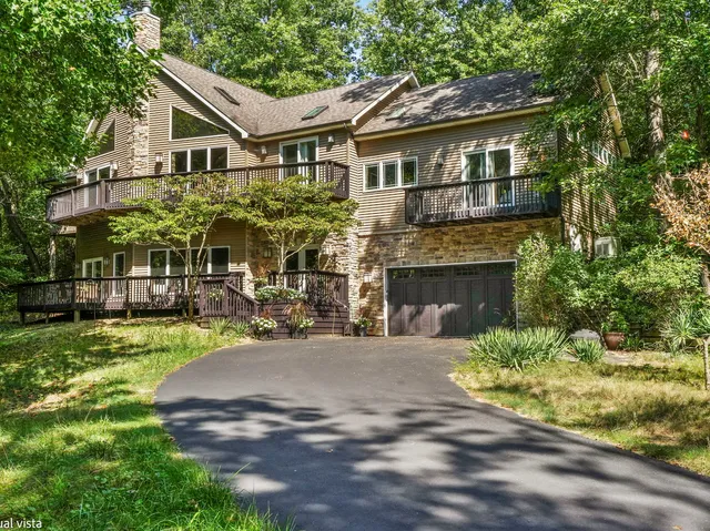 804 E  Wilson Ave, Beverly Shores, IN 46301