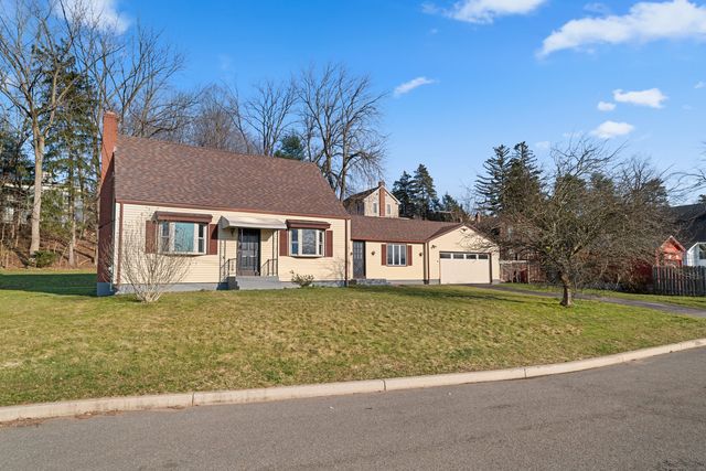 75 Carll Rd, Middletown, CT 06457
