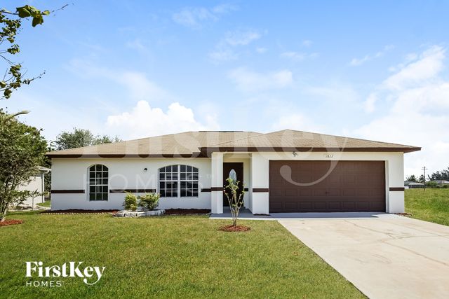 1822 NW Embers Ter, Cape Coral, FL 33993