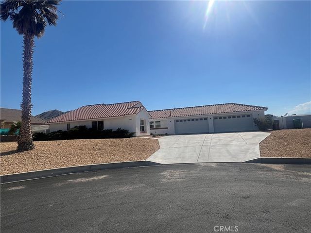 57019 Selecta Ave, Yucca Valley, CA 92284