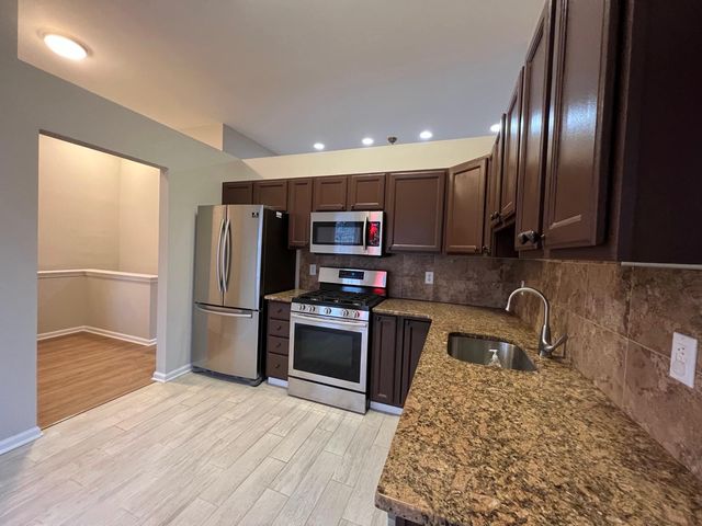 245 Marcia Way, Bridgewater, NJ 08807