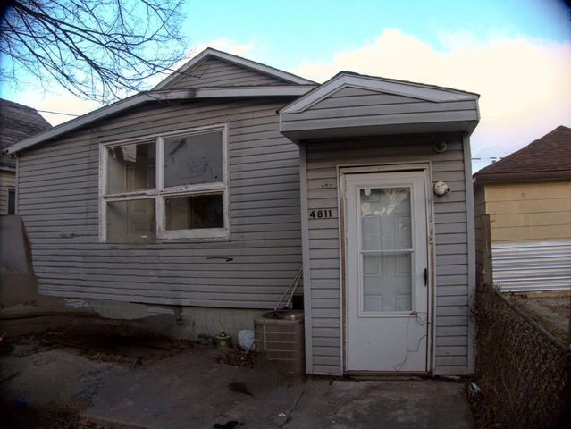 4811 Homerlee Ave, East Chicago, IN 46312