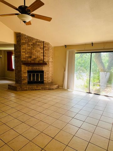 8903 Bridgewood Trl, Austin, TX 78729