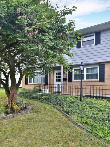 3627 Manila Dr, Westerville, OH 43081
