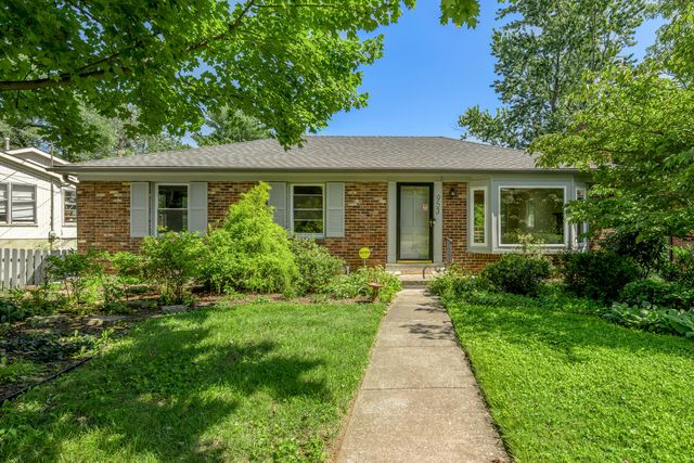 953 Holly Springs Dr, Lexington, KY 40504