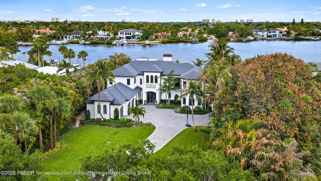 19020 Point Dr, Tequesta, FL 33469