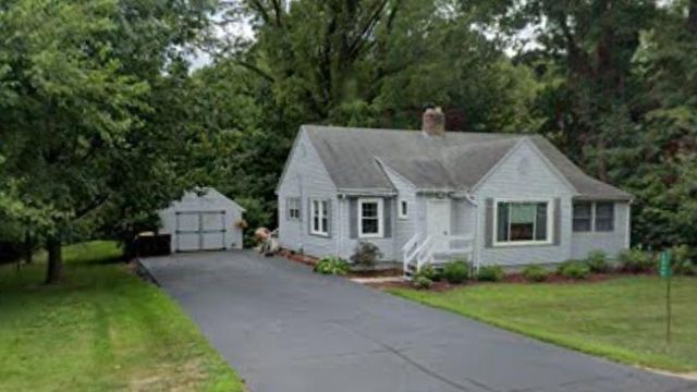 3346 E  Snow Rd, Berrien Springs, MI 49103